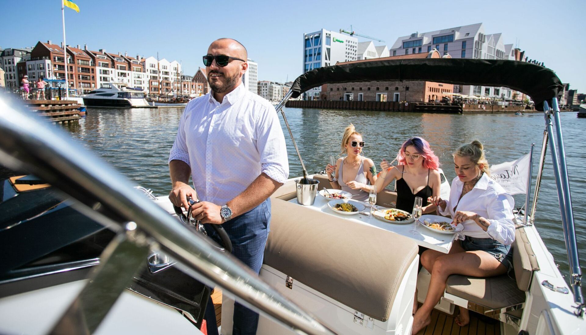 Atlantic Marine 750 in Gdańsk, Poland - Thumbnail 7